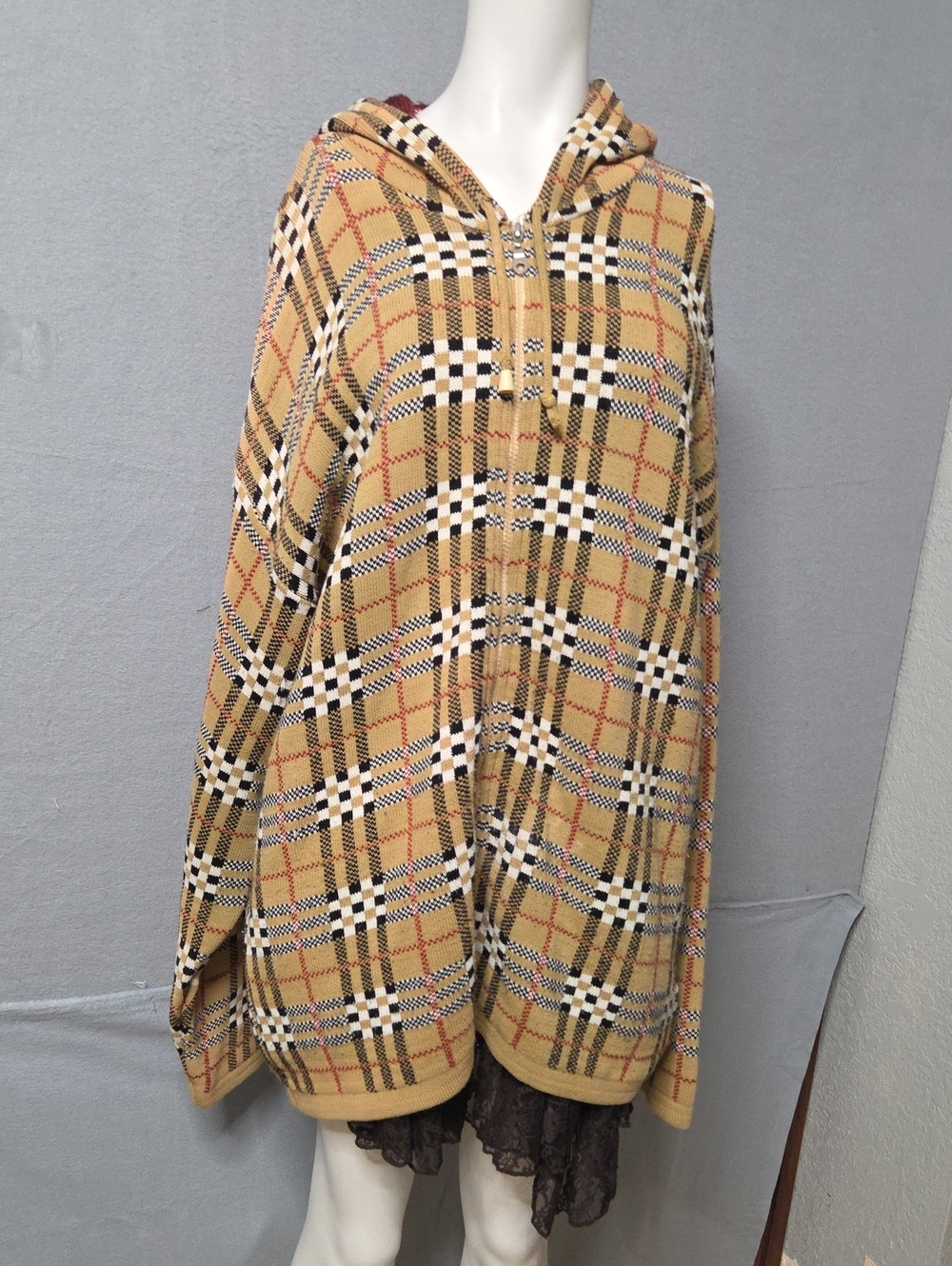 Man's Check Knit Poncho Sweater Beige Black Size XXL